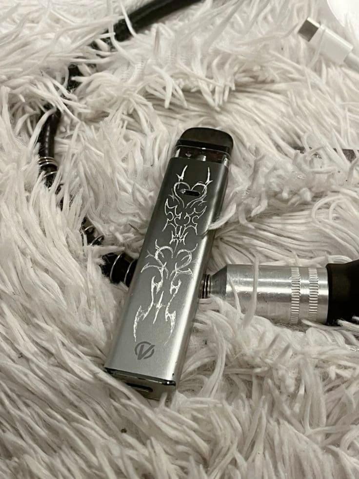 Discover the Latest Papieros Elektroniczny Trends Featuring Electronic Cigarette Blue Flavor Innovations