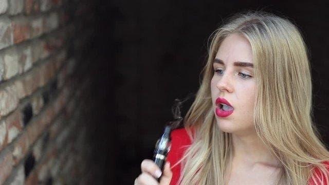How jednorázové e-cigarety and njoy e cigarettes are reshaping the disposable vape scene for modern vapers
