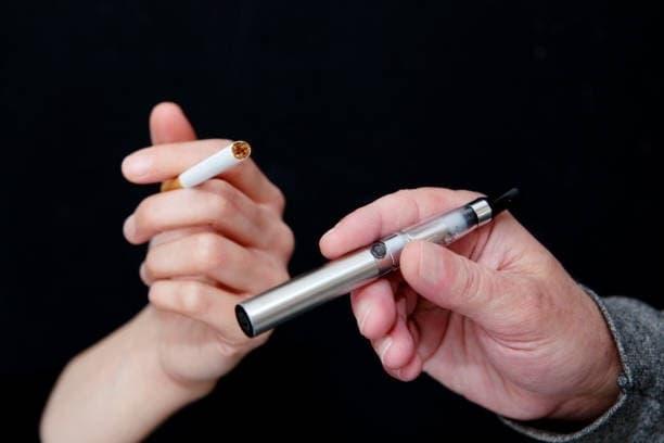Vape Battery Care and Troubleshooting - Use e cigarette charger usb for Safer Vape Charging and Longer Vape Life
