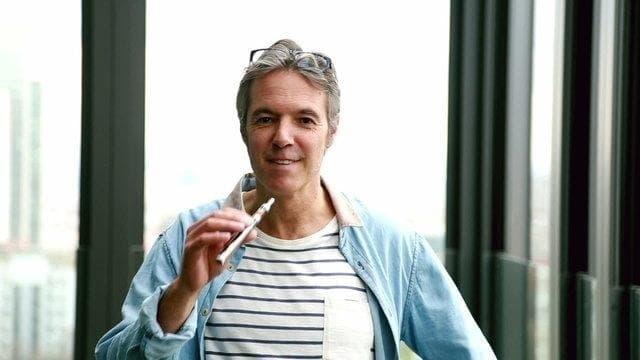 E-Cigarete safety guide 2025 – electronic cigarettes harmful facts, risks and smarter choices