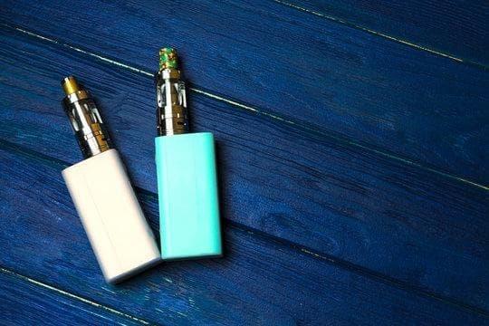 Essential Guide to đá gà trực tiếp thomo and e-cigarettes in canada – Health Risks Legal Rules and Responsible Use